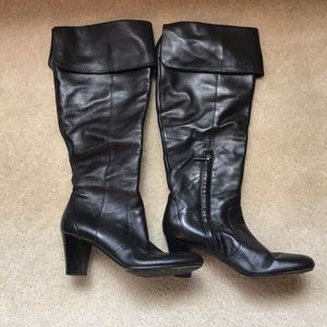 Beautiful black knee high boots
